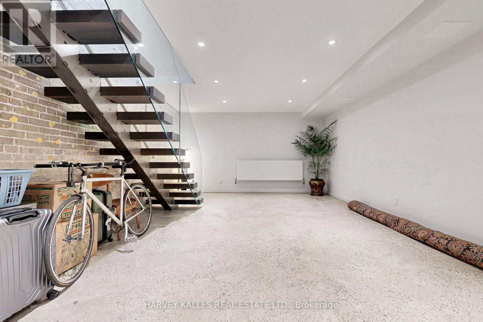 819 Dundas Street W, Toronto, Ontario  M6J 1V4 - Photo 33 - C13571922