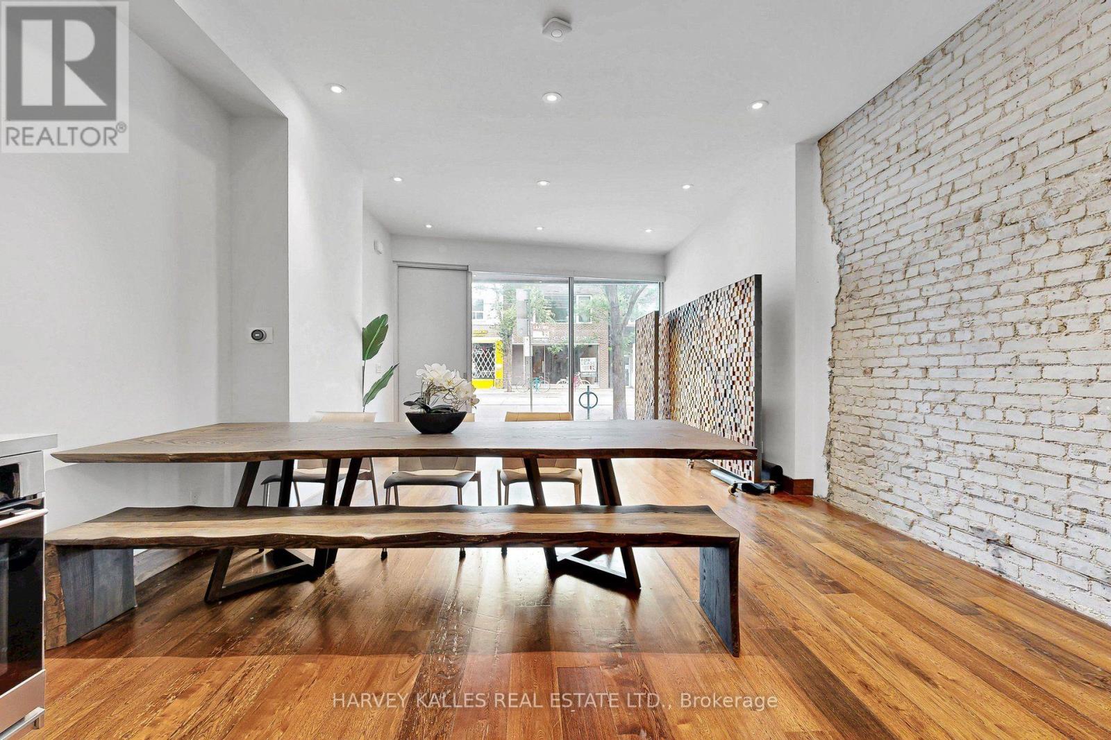 819 Dundas Street W, Toronto, Ontario  M6J 1V4 - Photo 8 - C13571922