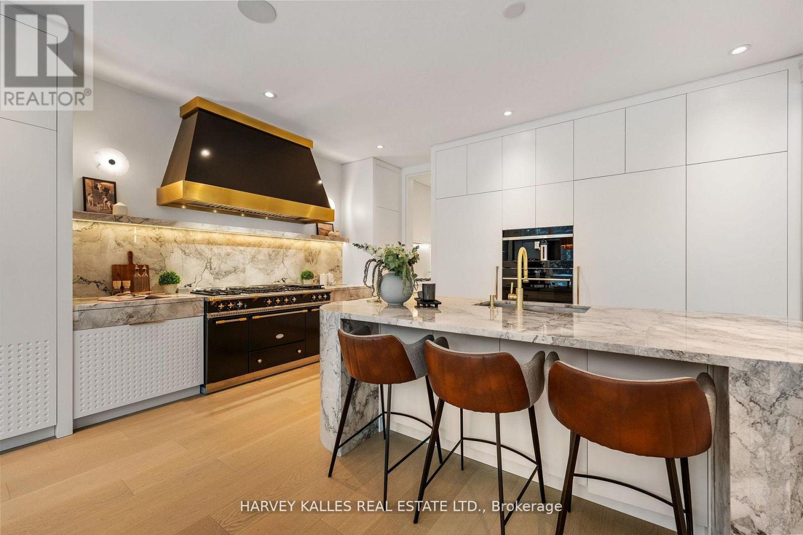 335 Lytton Boulevard, Toronto, Ontario  M5N 1R9 - Photo 12 - C13573442