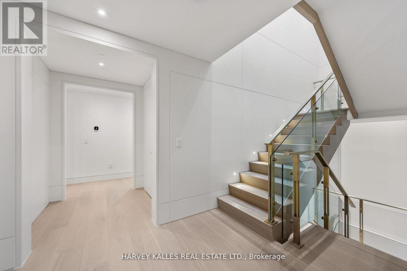 335 Lytton Boulevard, Toronto, Ontario  M5N 1R9 - Photo 15 - C13573442