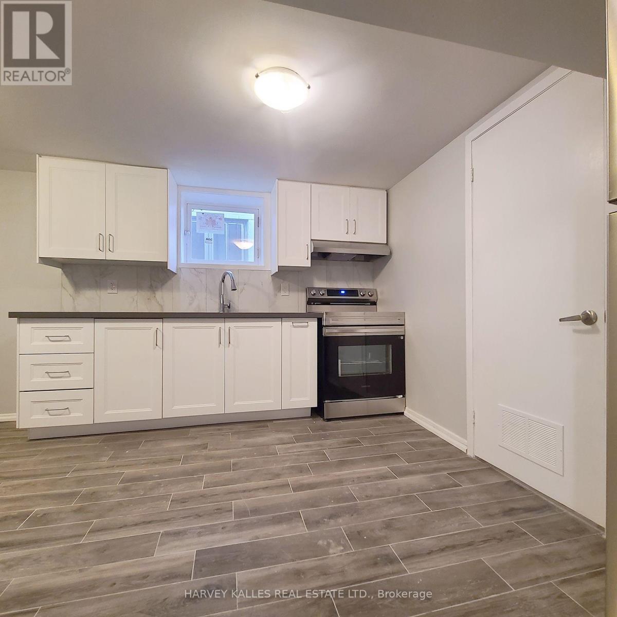 Lower - 114 Empress Avenue, Toronto, Ontario  M2N 3T6 - Photo 4 - C13575732