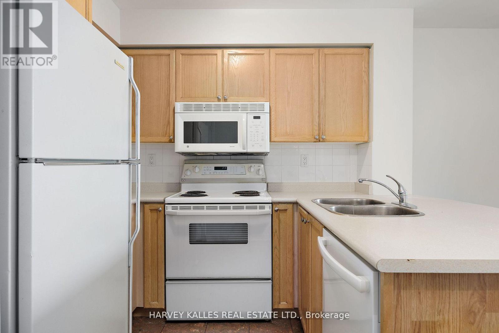 512 - 109 Front Street E, Toronto, Ontario M5A 4P7 - Photo 9 - C13575742