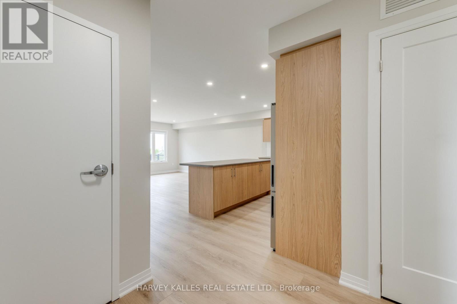 2 - 165 Spalding Road, Toronto, Ontario M3K 1K3 - Photo 2 - W13576862