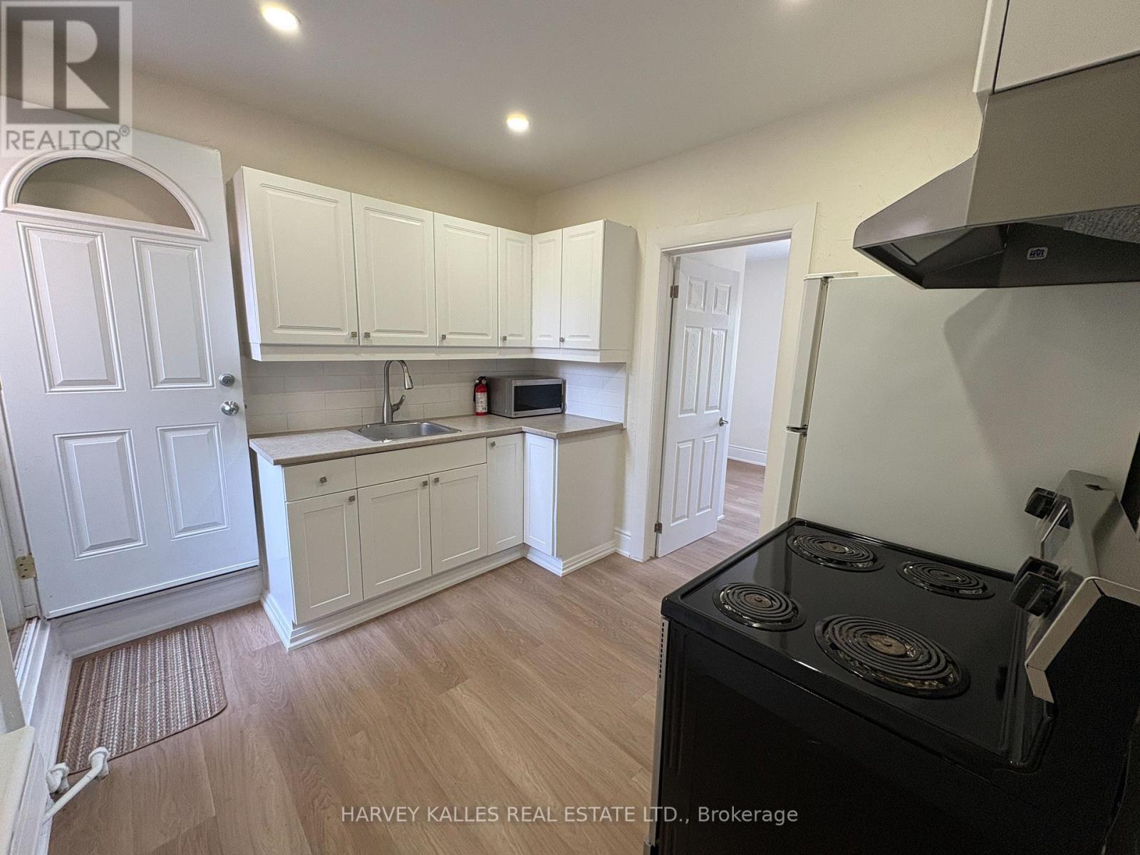 A - 1611 Bayview Avenue, Toronto, Ontario  M4G 3B5 - Photo 3 - C13578140