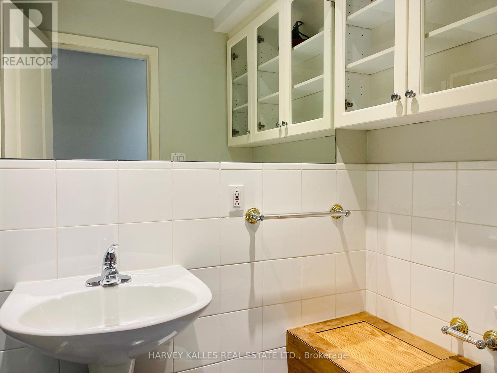 Lower - 1538 Davenport Road, Toronto, Ontario M6H 2J1 - Photo 10 - W13578550
