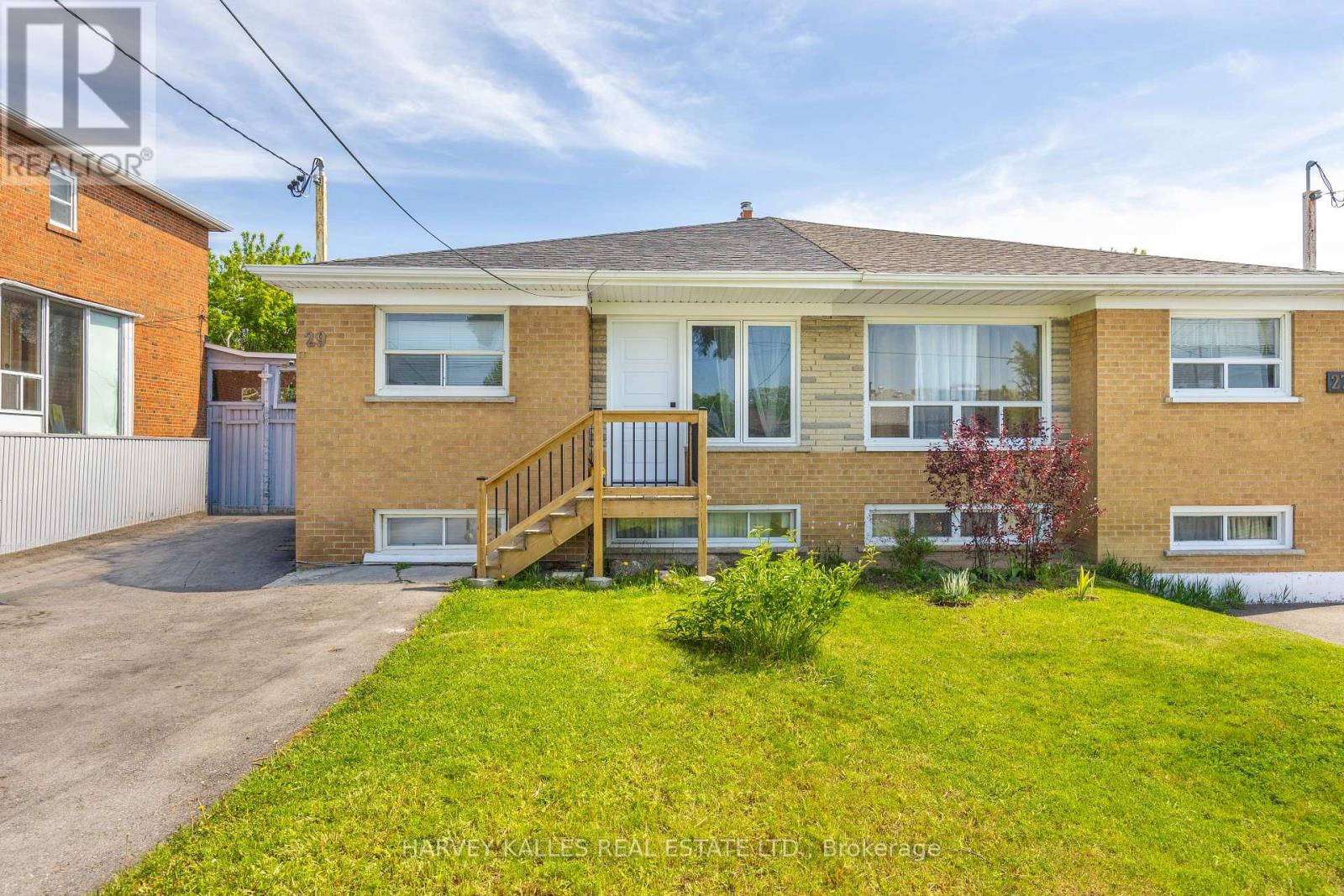 29 GILTSPUR DRIVE, Toronto, Ontario