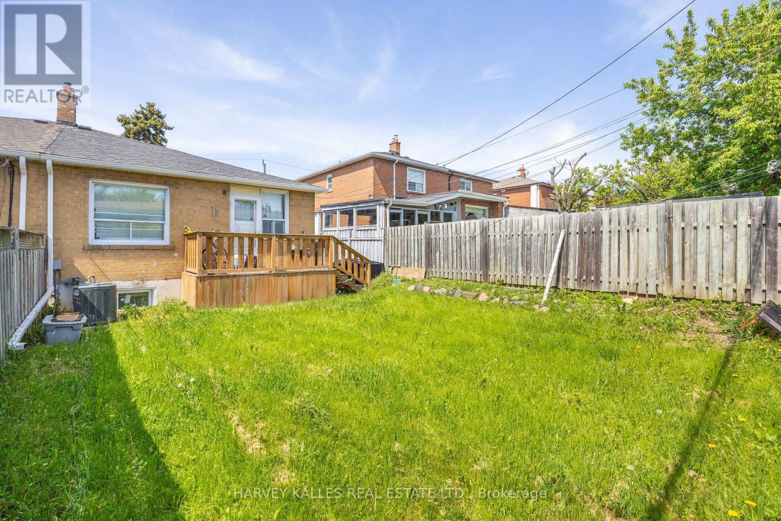 29 Giltspur Drive, Toronto, Ontario M3L 1M4 - Photo 32 - W13578886