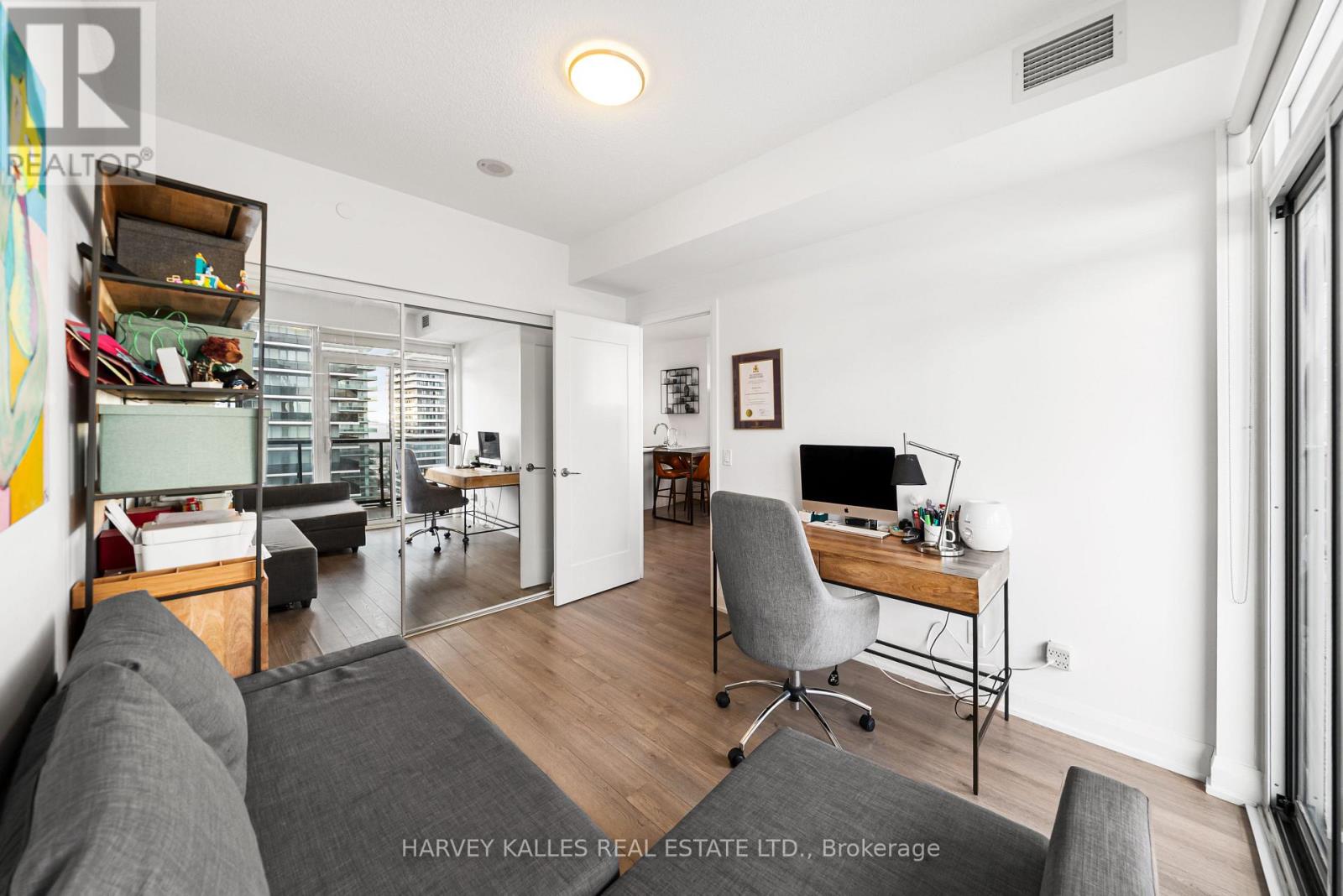 2703 - 56 Annie Craig Drive, Toronto, Ontario M8V 0C8 - Photo 13 - W13580530