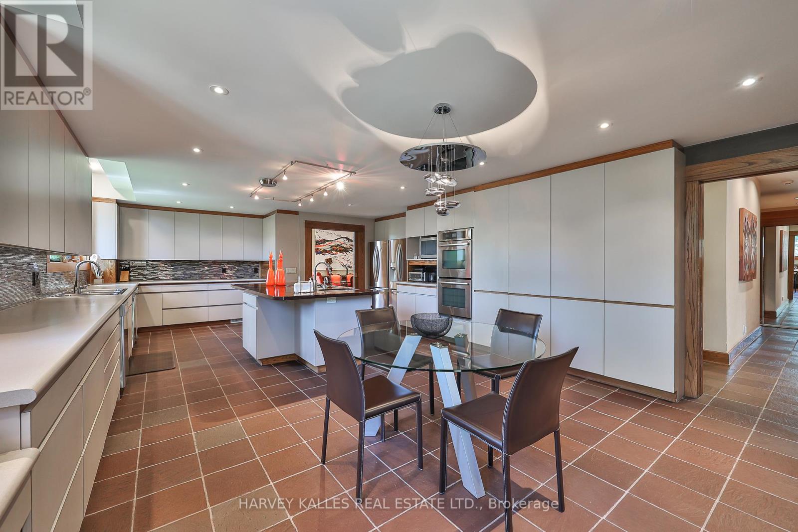 223 Hillhurst Boulevard, Toronto, Ontario  M5N 1P3 - Photo 14 - C13582940