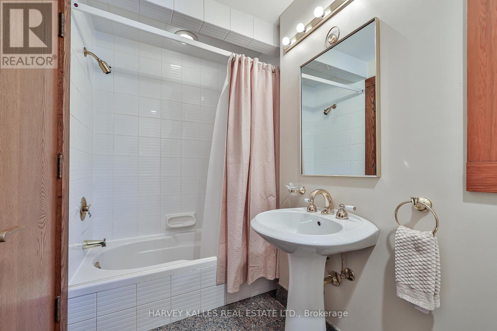 223 Hillhurst Boulevard, Toronto, Ontario  M5N 1P3 - Photo 27 - C13582940