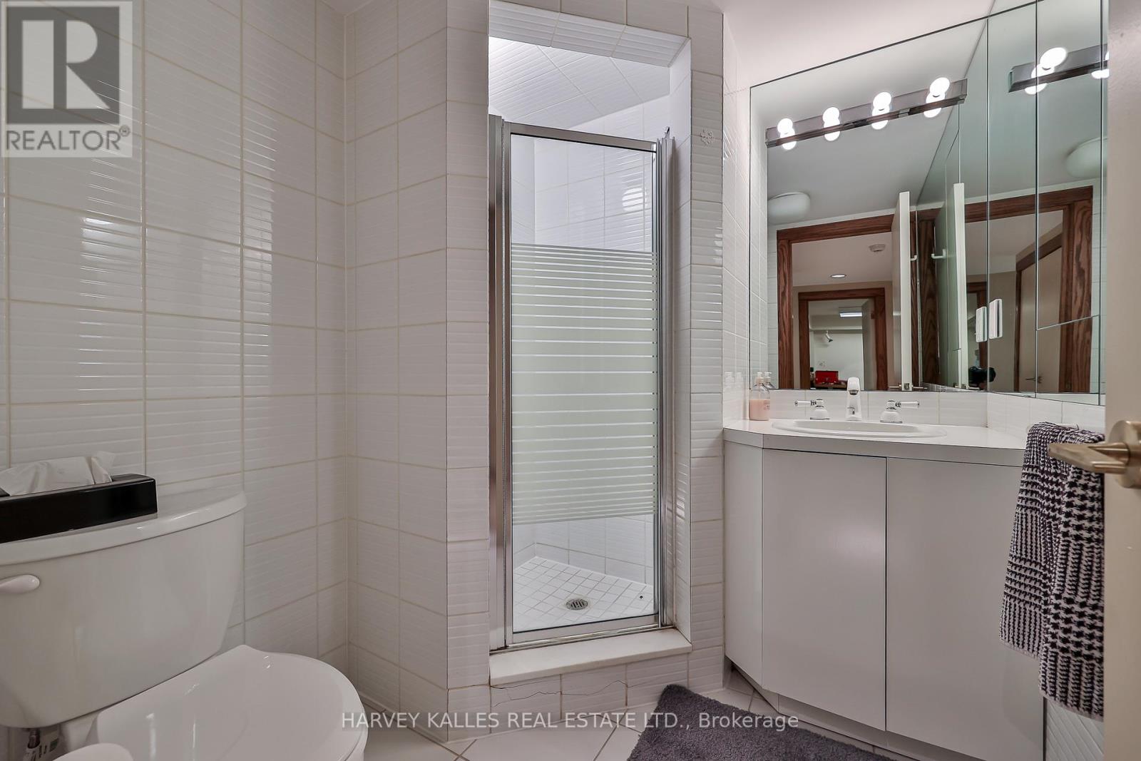 223 Hillhurst Boulevard, Toronto, Ontario  M5N 1P3 - Photo 32 - C13582940
