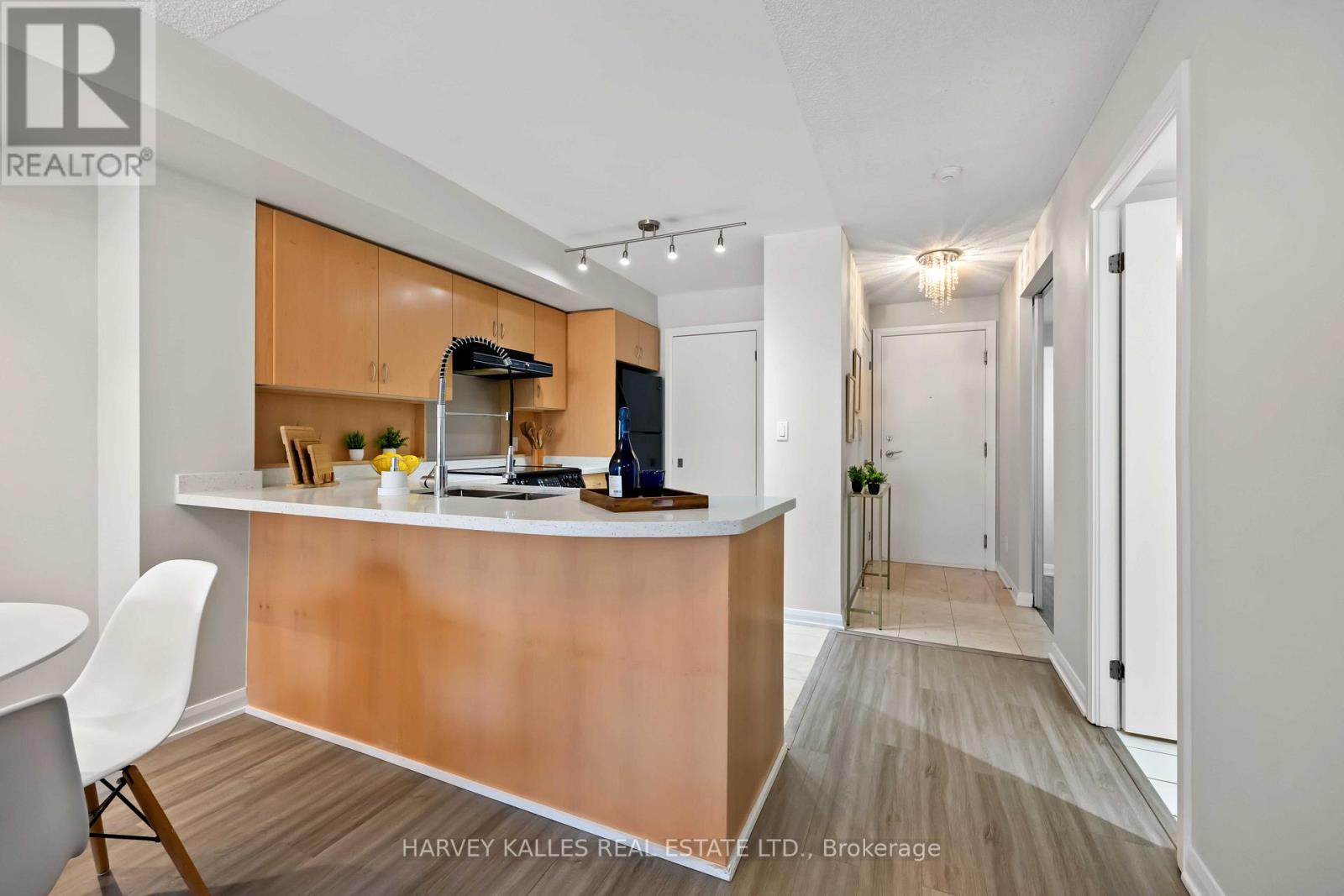 416 - 18 Beverley Street, Toronto, Ontario M5T 3L2 - Photo 10 - C13583080