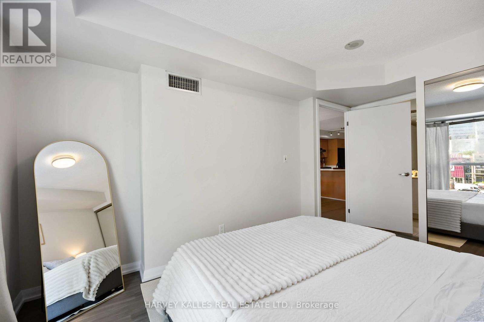 416 - 18 Beverley Street, Toronto, Ontario M5T 3L2 - Photo 26 - C13583080
