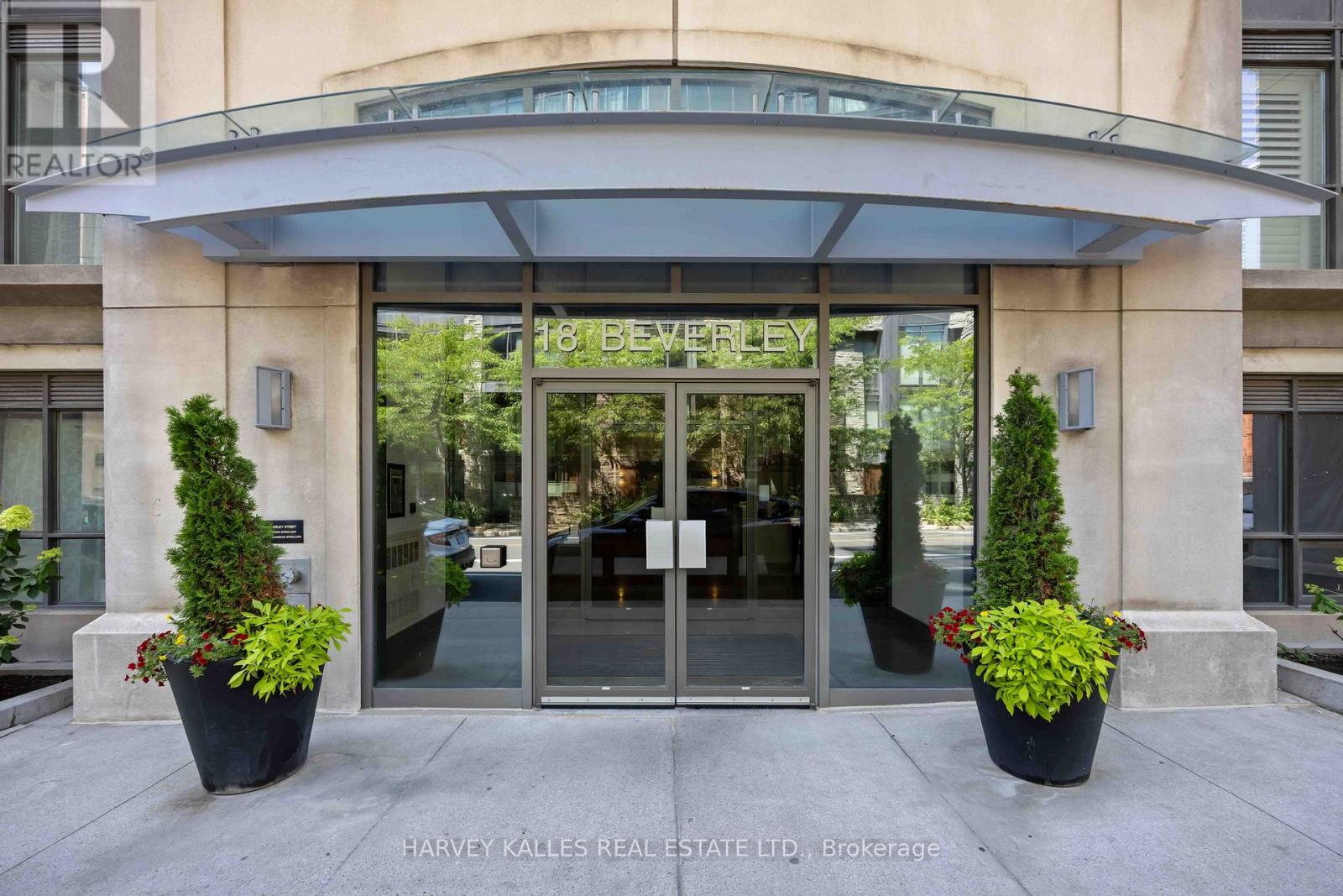 416 - 18 Beverley Street, Toronto, Ontario M5T 3L2 - Photo 3 - C13583080