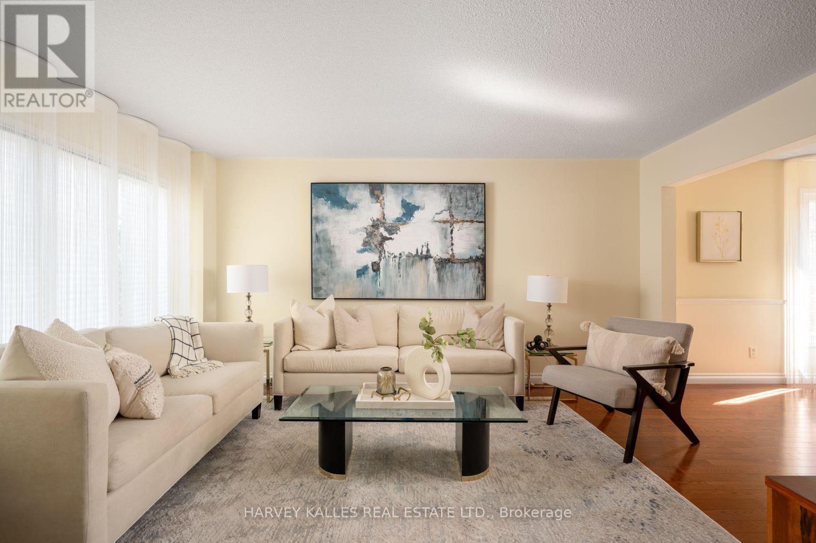17 Peterborough Avenue, Markham, Ontario L3T 7B7 - Photo 7 - N13583262