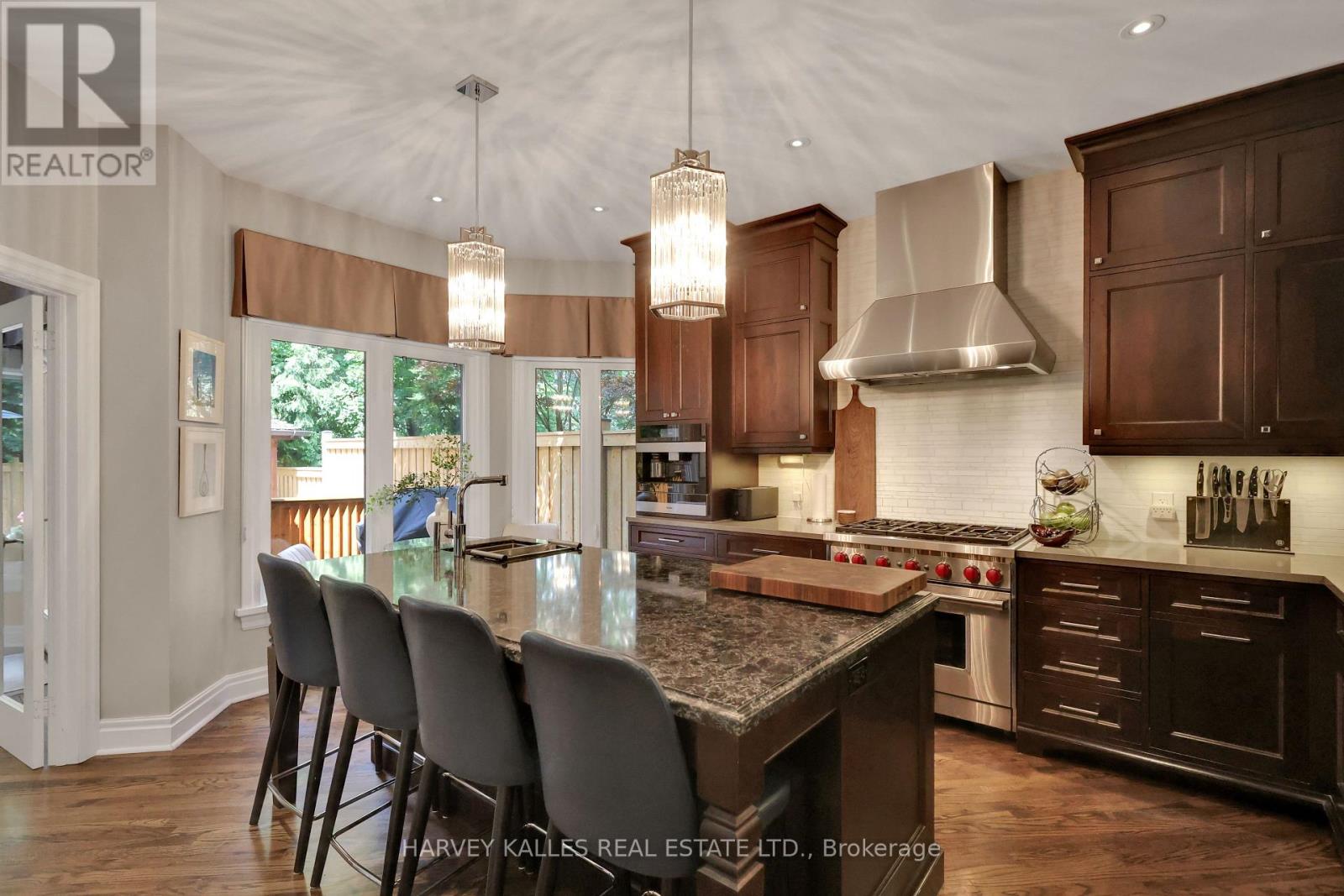 254 Yonge Boulevard, Toronto, Ontario M5M 3J3 - Photo 15 - C13584852