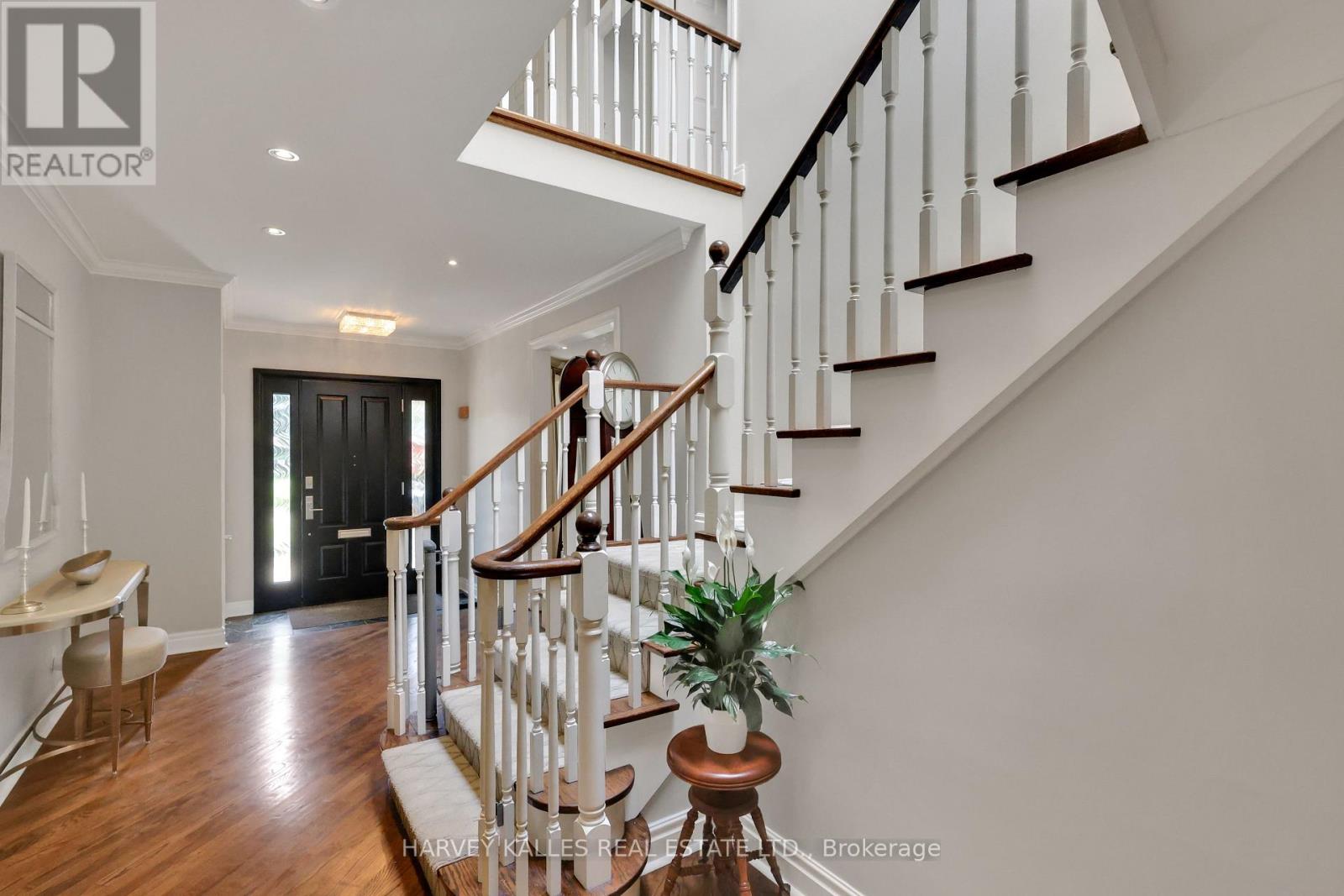 254 Yonge Boulevard, Toronto, Ontario M5M 3J3 - Photo 20 - C13584852