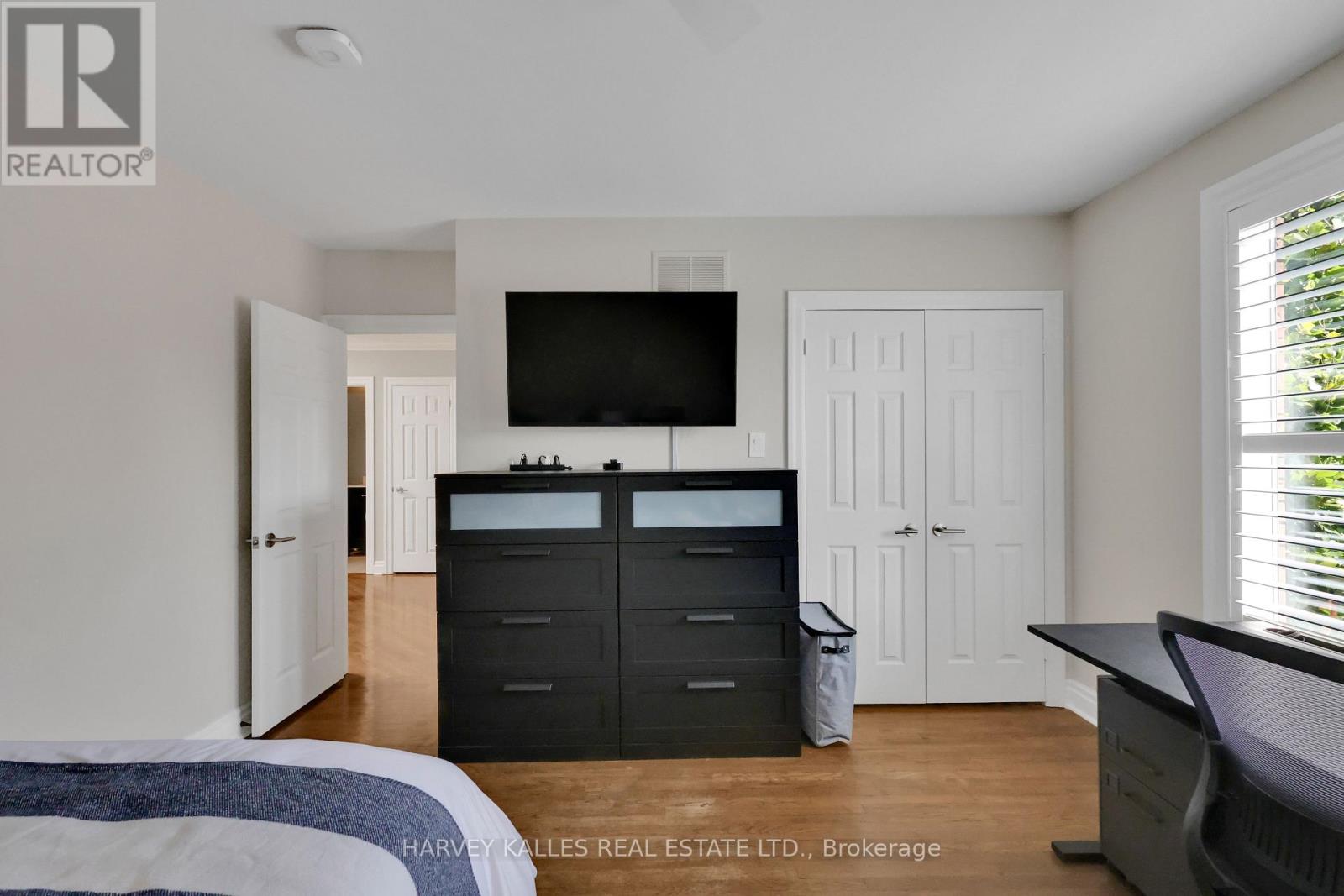254 Yonge Boulevard, Toronto, Ontario M5M 3J3 - Photo 33 - C13584852