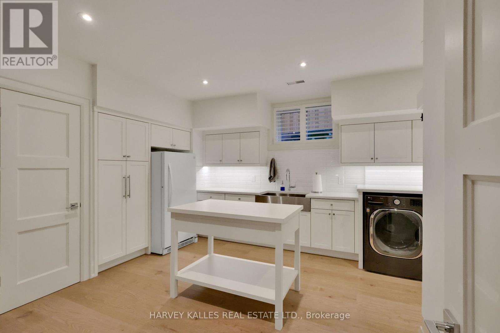 254 Yonge Boulevard, Toronto, Ontario M5M 3J3 - Photo 42 - C13584852