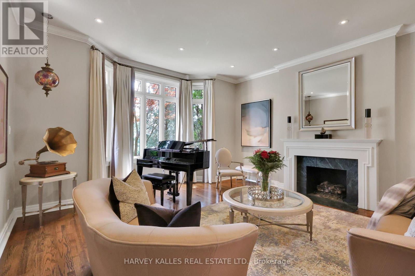 254 Yonge Boulevard, Toronto, Ontario M5M 3J3 - Photo 5 - C13584852
