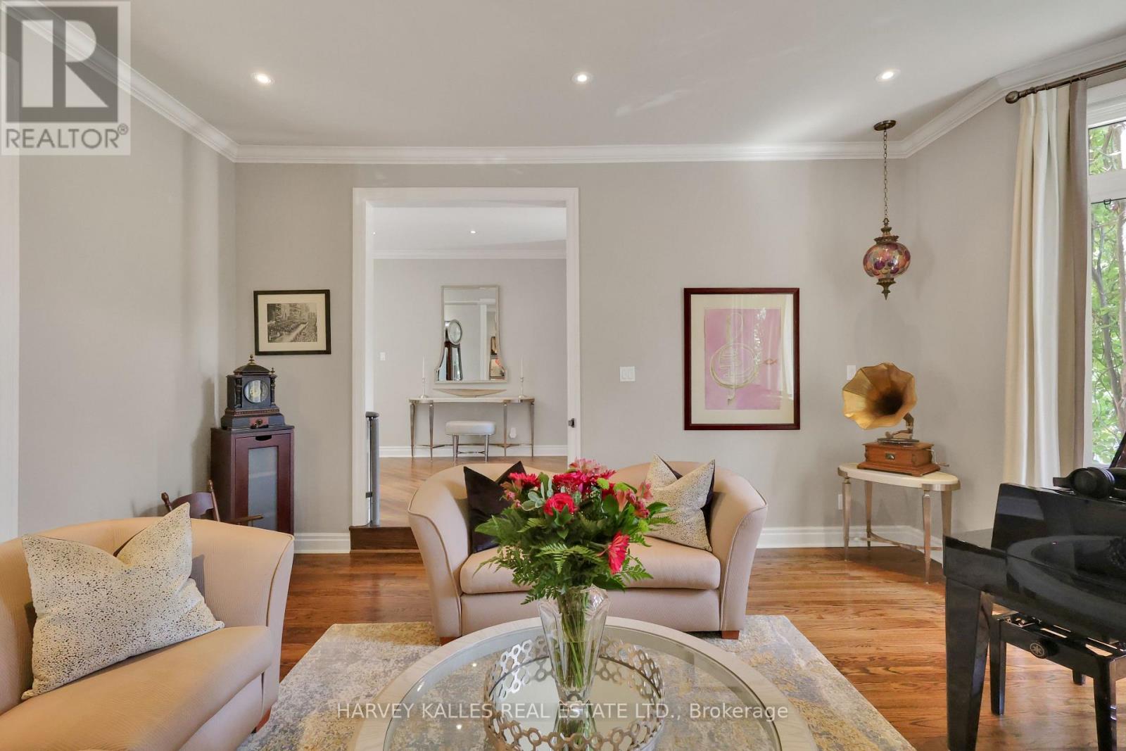 254 Yonge Boulevard, Toronto, Ontario M5M 3J3 - Photo 7 - C13584852