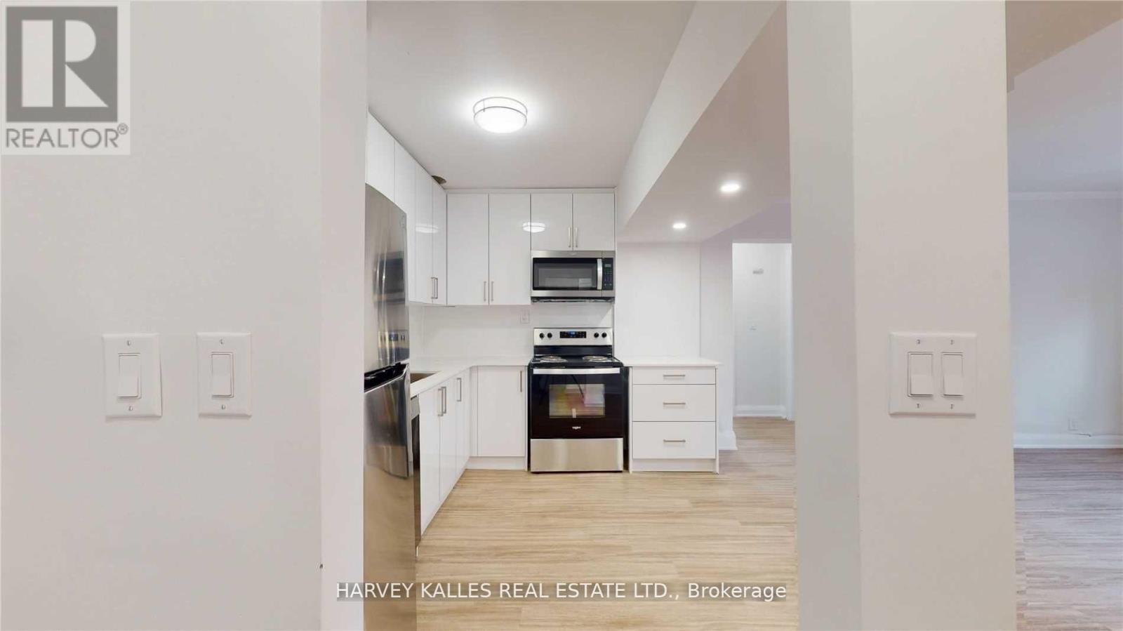 2 - 316 Lonsdale Road, Toronto, Ontario M4V 1X4 - Photo 5 - C13585828