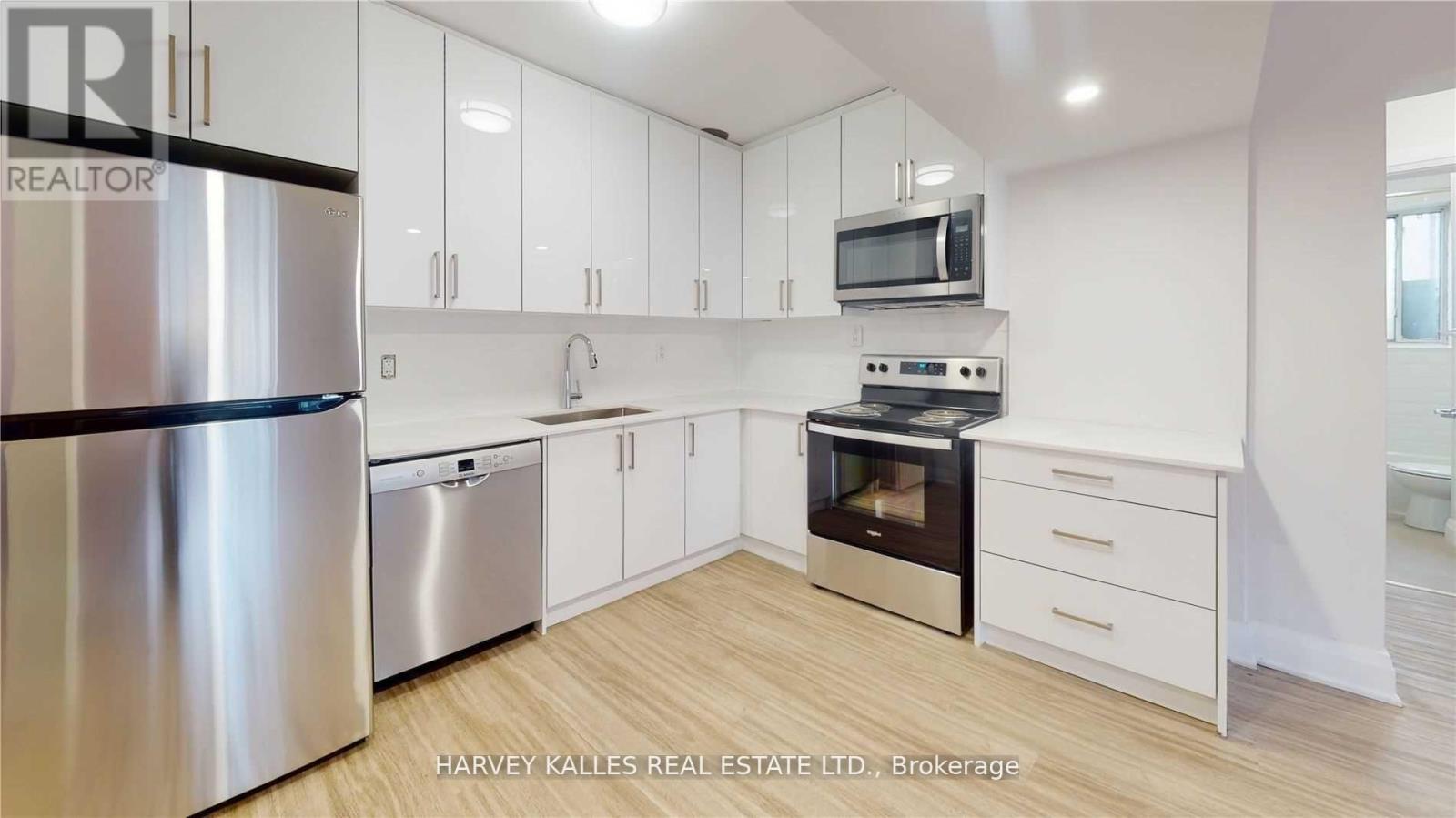 2 - 316 Lonsdale Road, Toronto, Ontario M4V 1X4 - Photo 6 - C13585828
