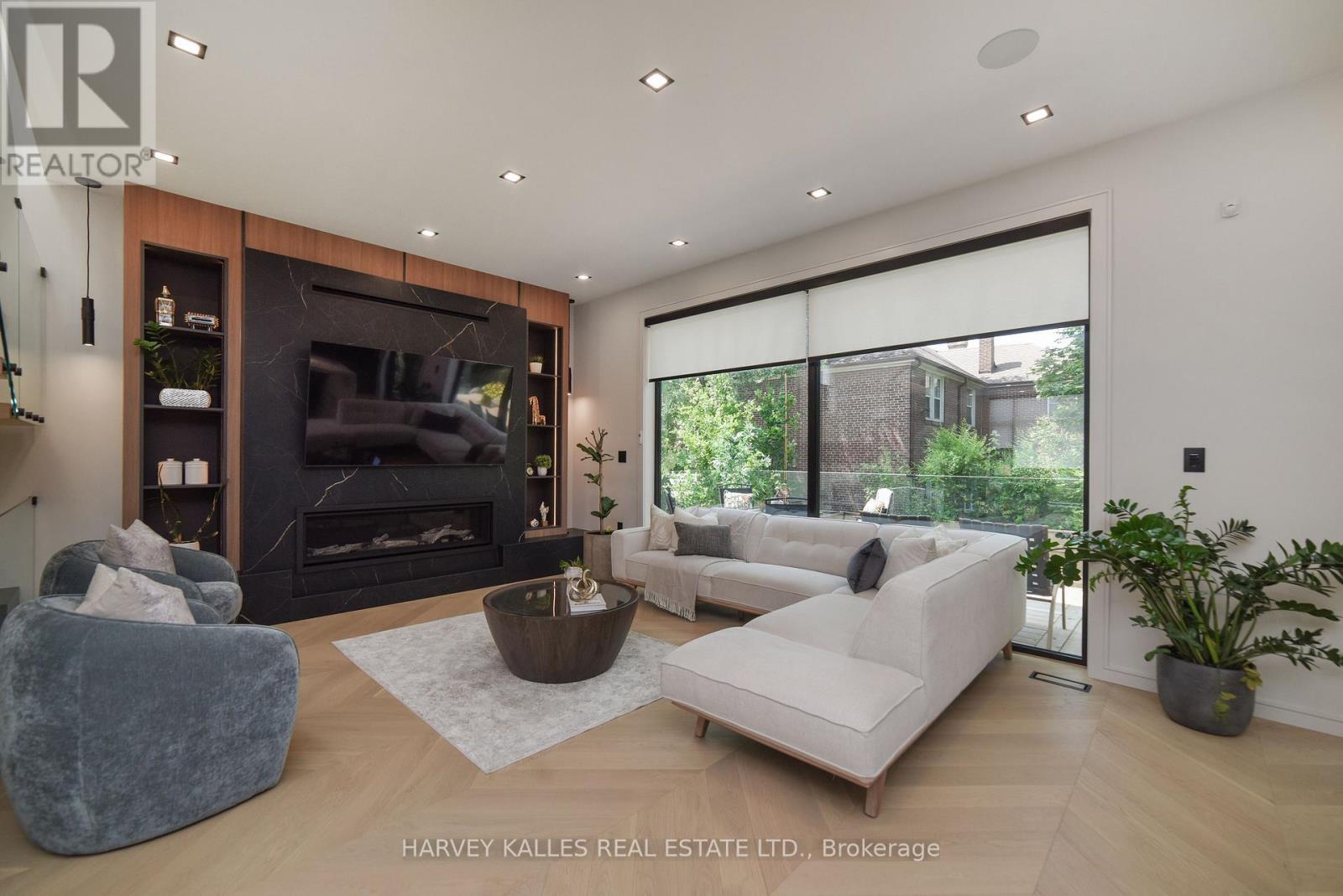 110 Mona Drive, Toronto, Ontario M5N 2R4 - Photo 16 - C13585888