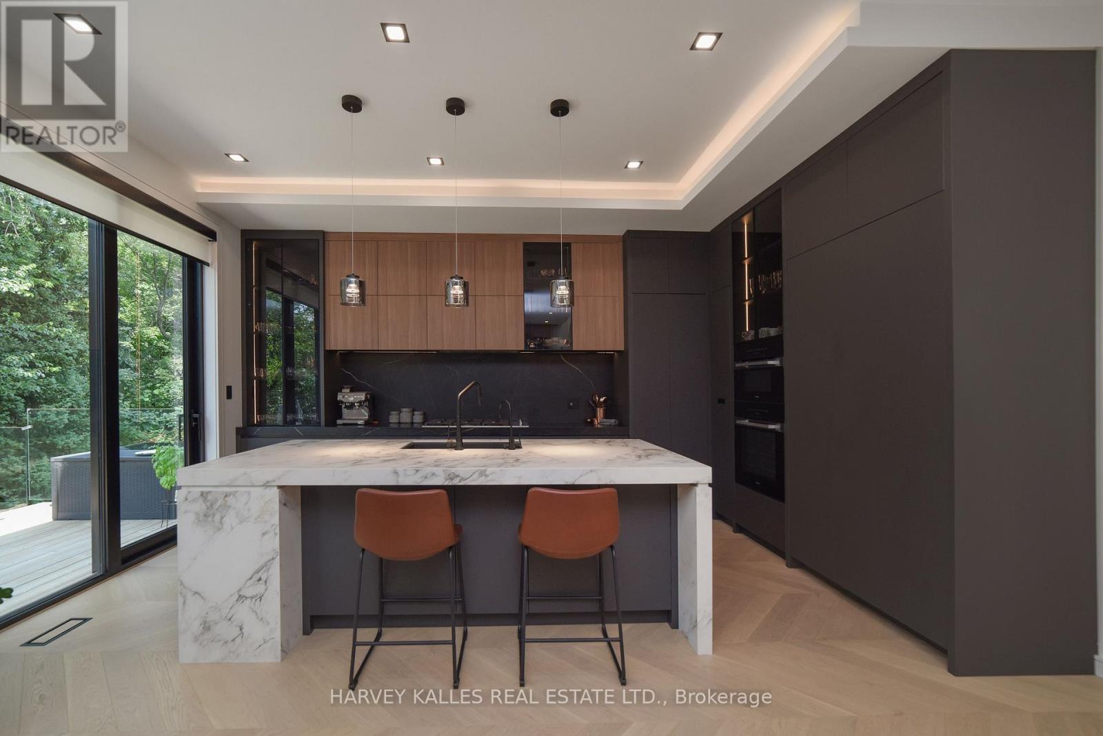 110 Mona Drive, Toronto, Ontario M5N 2R4 - Photo 18 - C13585888