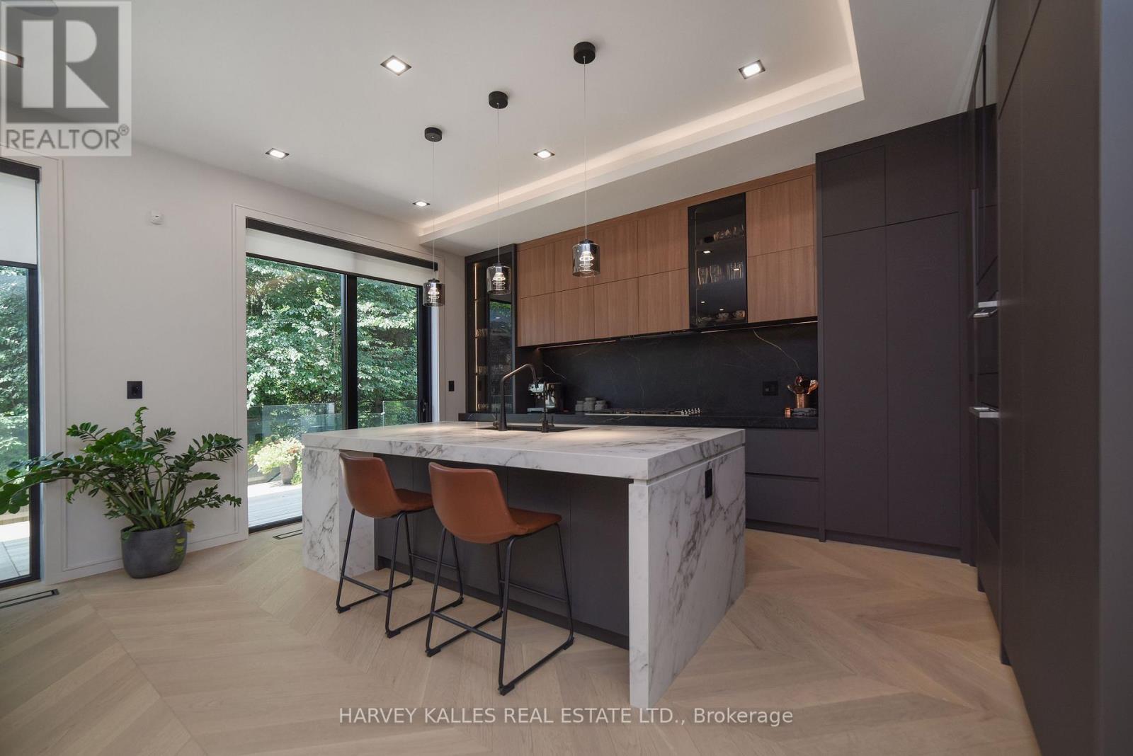 110 Mona Drive, Toronto, Ontario M5N 2R4 - Photo 19 - C13585888