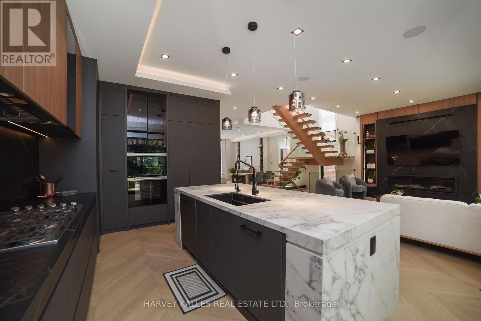 110 Mona Drive, Toronto, Ontario M5N 2R4 - Photo 22 - C13585888