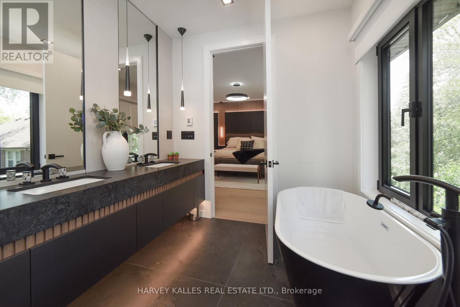 110 Mona Drive, Toronto, Ontario M5N 2R4 - Photo 32 - C13585888