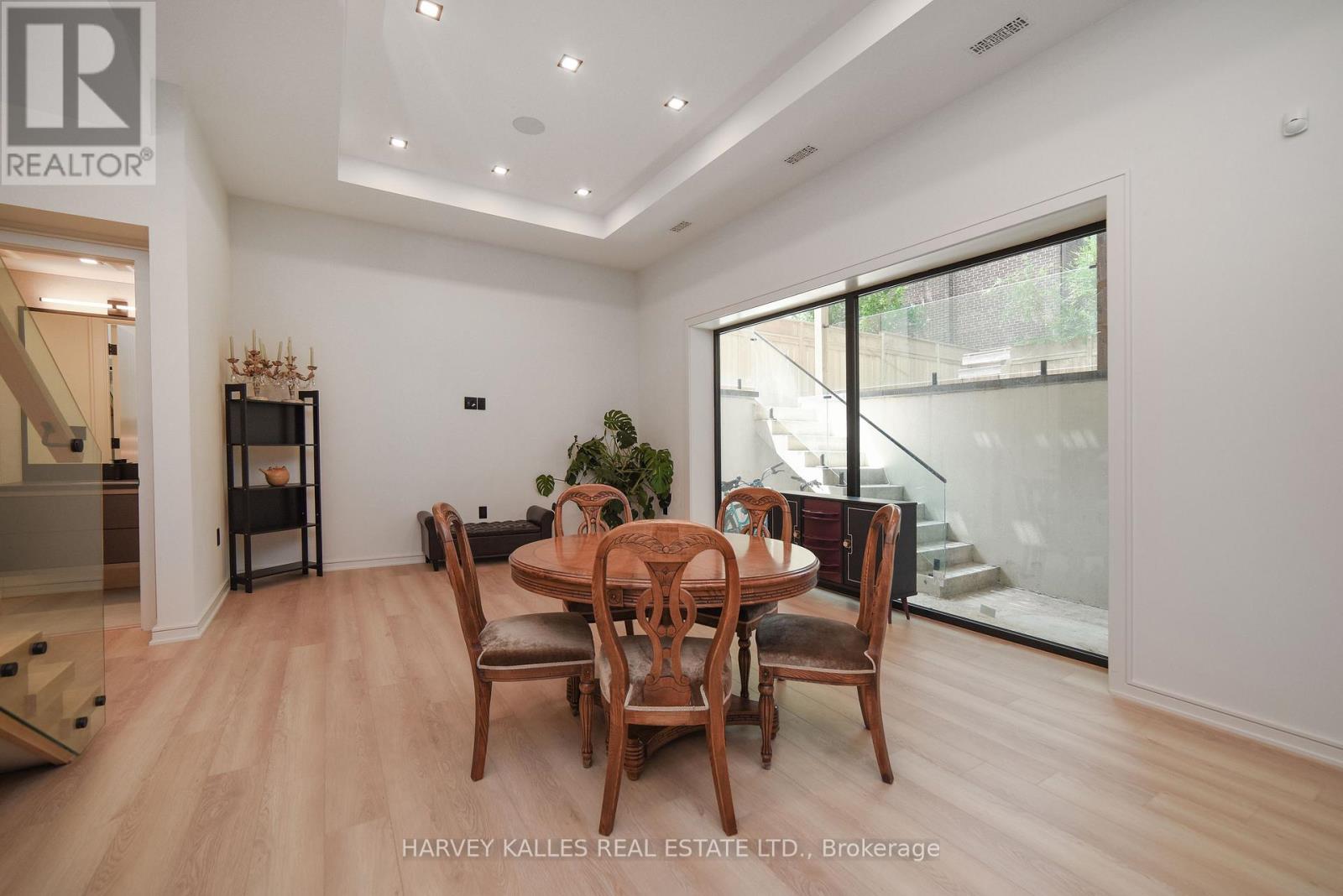 110 Mona Drive, Toronto, Ontario M5N 2R4 - Photo 45 - C13585888