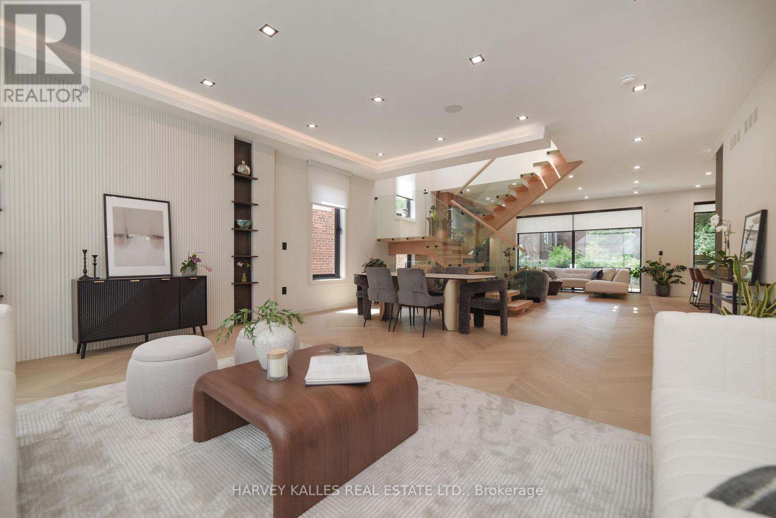 110 Mona Drive, Toronto, Ontario M5N 2R4 - Photo 9 - C13585888