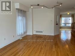 107 Brock Avenue, Markham, Ontario L6C 2E8 - Photo 3 - N13586054