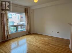 107 Brock Avenue, Markham, Ontario L6C 2E8 - Photo 4 - N13586054