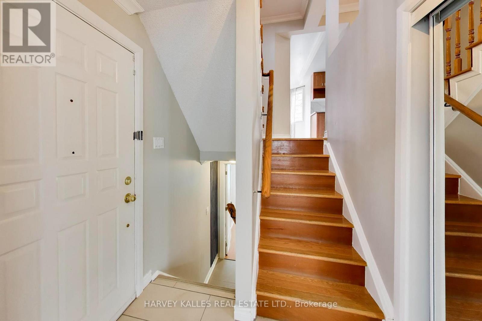 74 - 95 Weldrick Road, Richmond Hill, Ontario L4C 0H6 - Photo 4 - N13586148