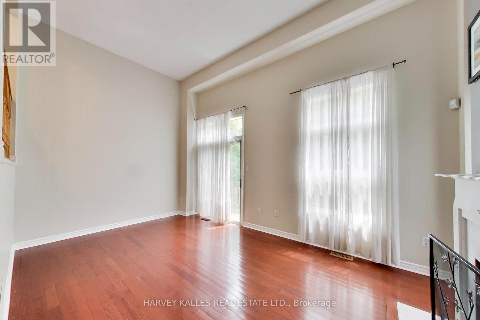 74 - 95 Weldrick Road, Richmond Hill, Ontario L4C 0H6 - Photo 5 - N13586148