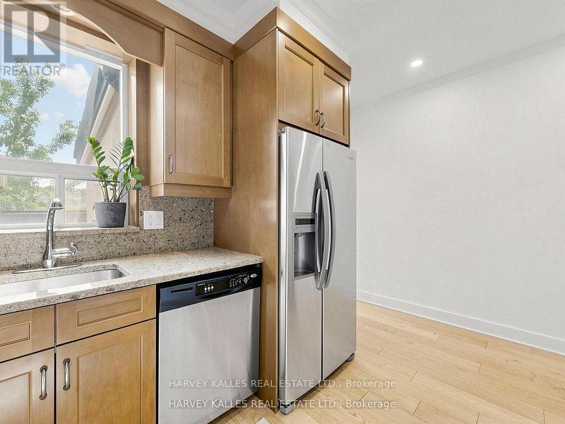 108 Caledonia Road, Toronto, Ontario M6E 4S7 - Photo 20 - W13586178