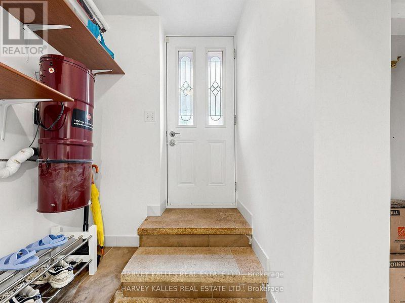 108 Caledonia Road, Toronto, Ontario M6E 4S7 - Photo 45 - W13586178