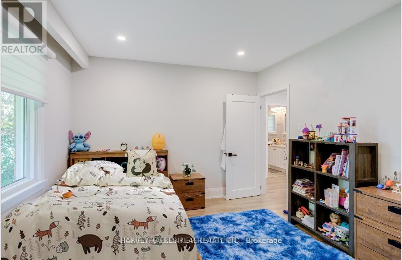 208 Betty Ann Drive, Toronto, Ontario M2R 1A7 - Photo 16 - C13586946