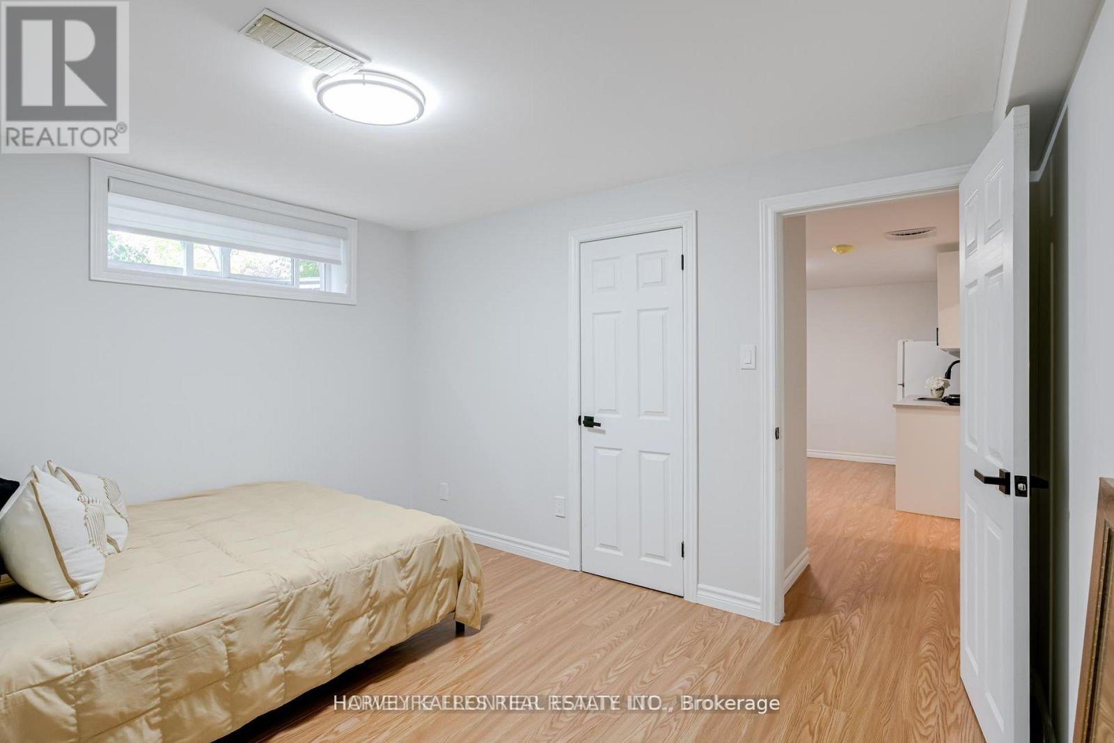 208 Betty Ann Drive, Toronto, Ontario M2R 1A7 - Photo 34 - C13586946