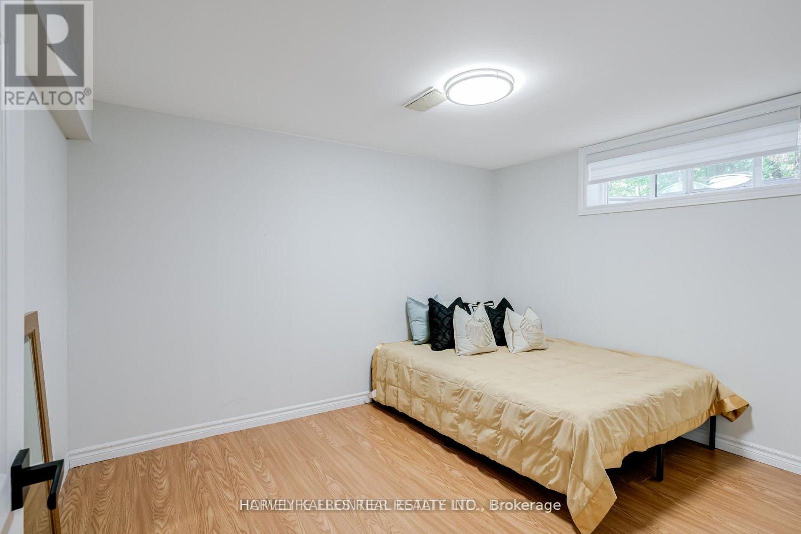 208 Betty Ann Drive, Toronto, Ontario M2R 1A7 - Photo 35 - C13586946