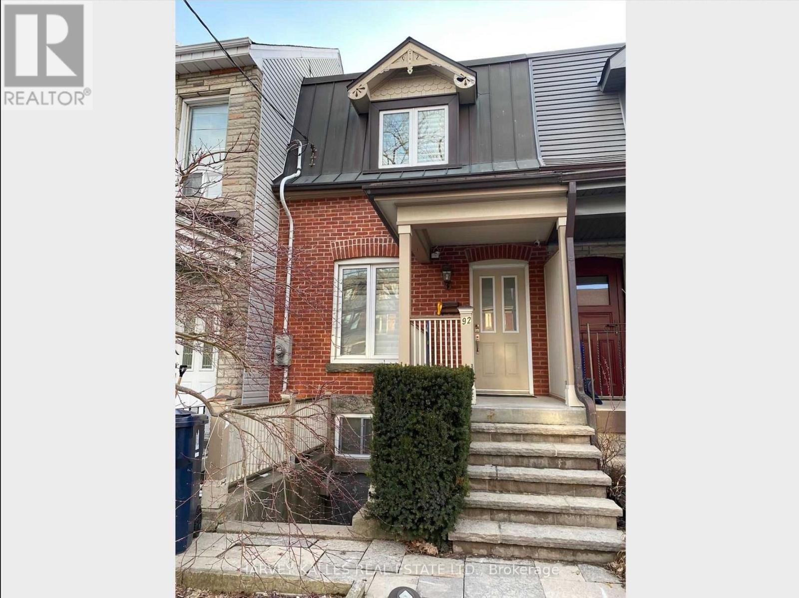 BSMNT - 92 WESTMORELAND AVENUE, Toronto, Ontario