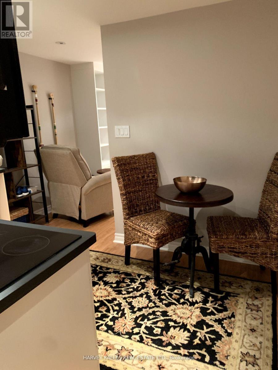 Bsmnt - 92 Westmoreland Avenue, Toronto, Ontario M6H 2Z7 - Photo 10 - W13588702
