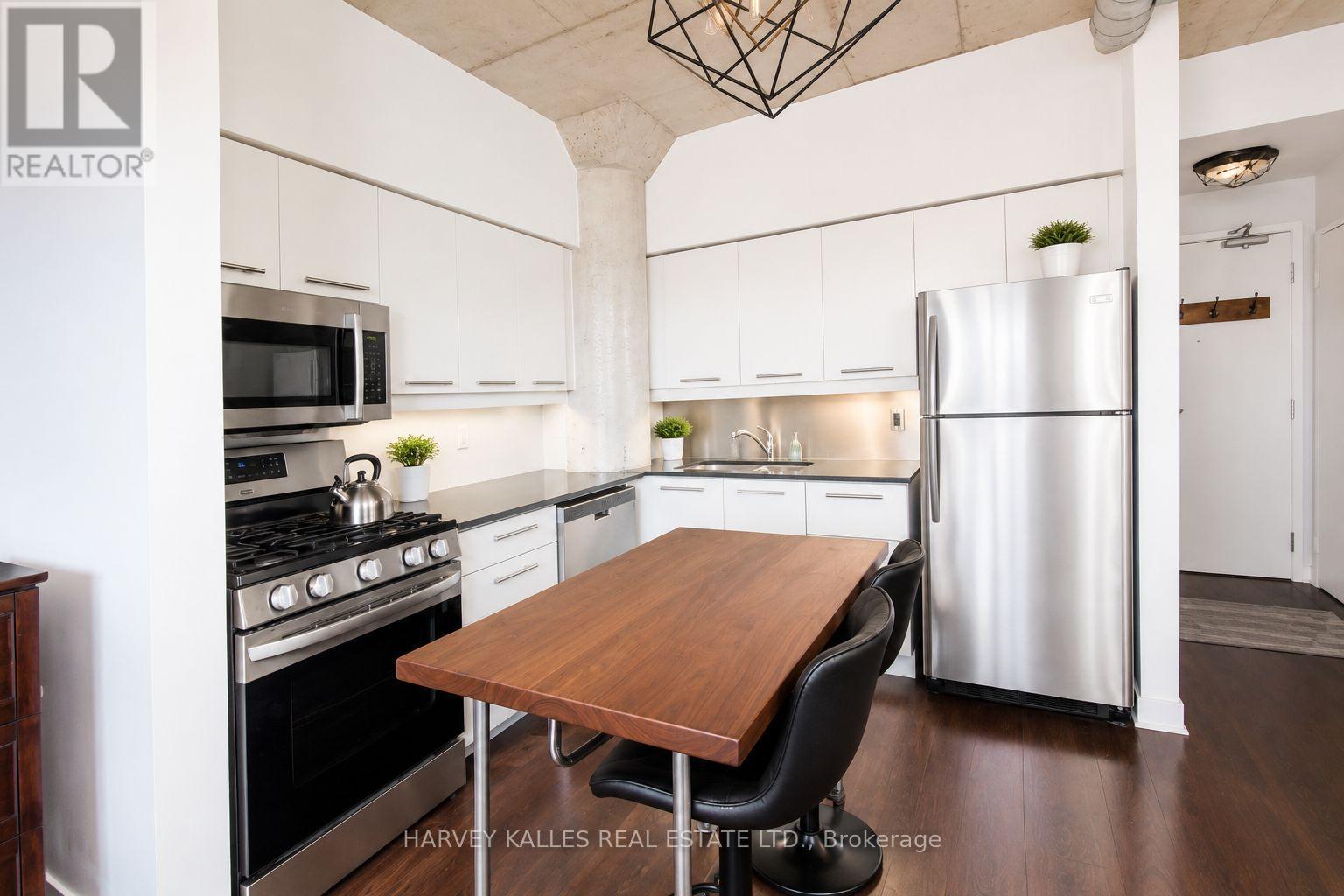 403 - 1375 Dupont Street, Toronto, Ontario  M6H 4J8 - Photo 4 - W13590530
