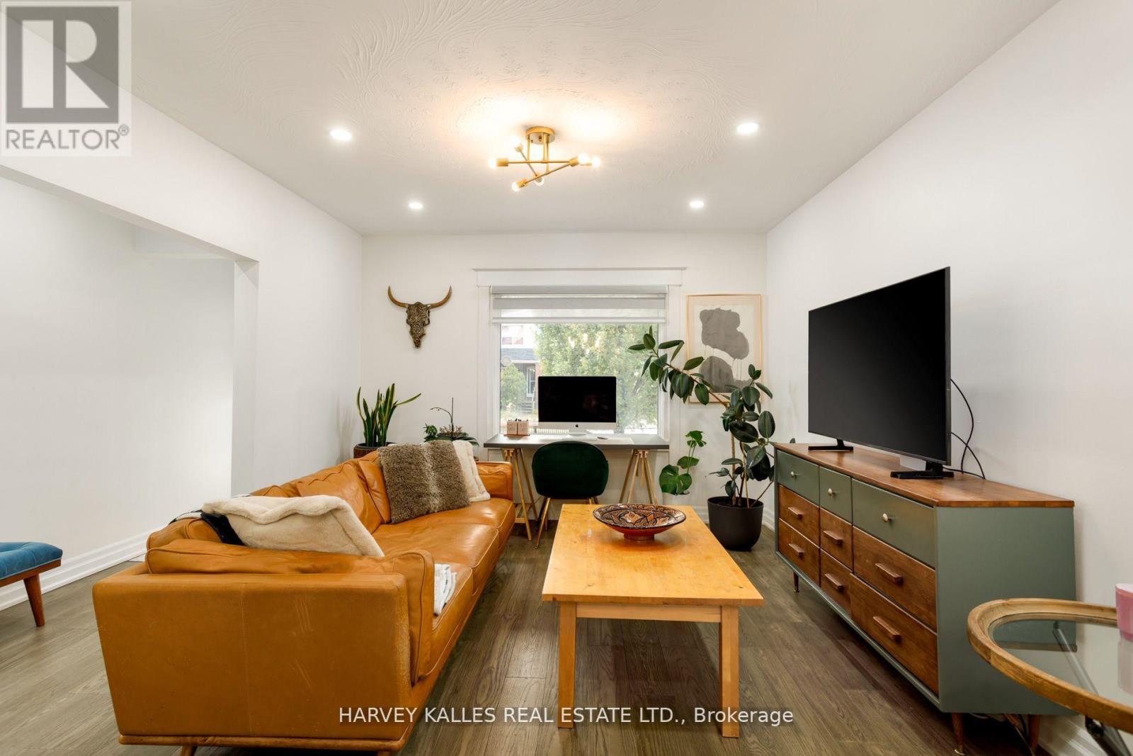 139 King Edward Avenue, Toronto, Ontario M4C 5J7 - Photo 11 - E13593858