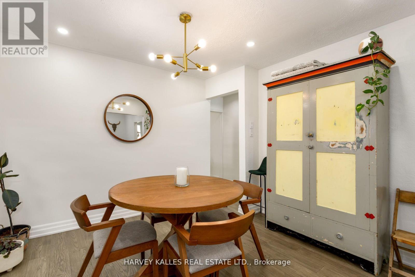 139 King Edward Avenue, Toronto, Ontario M4C 5J7 - Photo 17 - E13593858