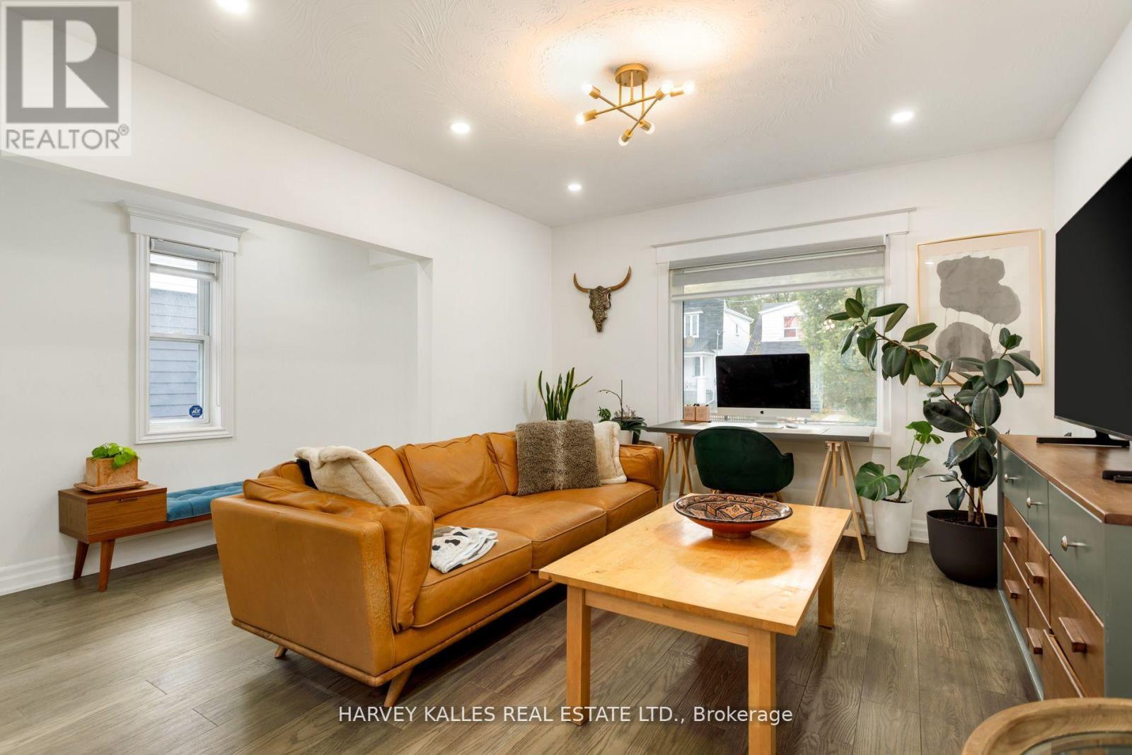 139 King Edward Avenue, Toronto, Ontario M4C 5J7 - Photo 7 - E13593858