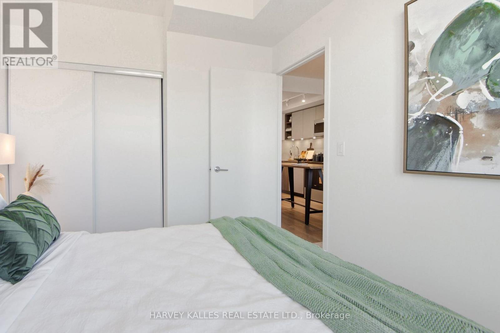 1602 - 100 Eastdale Avenue, Toronto, Ontario  M4C 5A1 - Photo 6 - E13594314